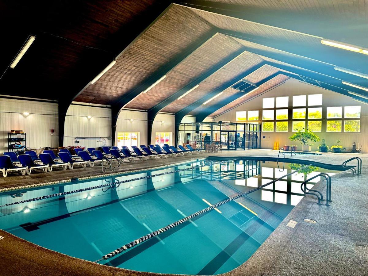 Cape Cod Irish Village - The Emerald Resort 巴恩斯特布尔 外观 照片