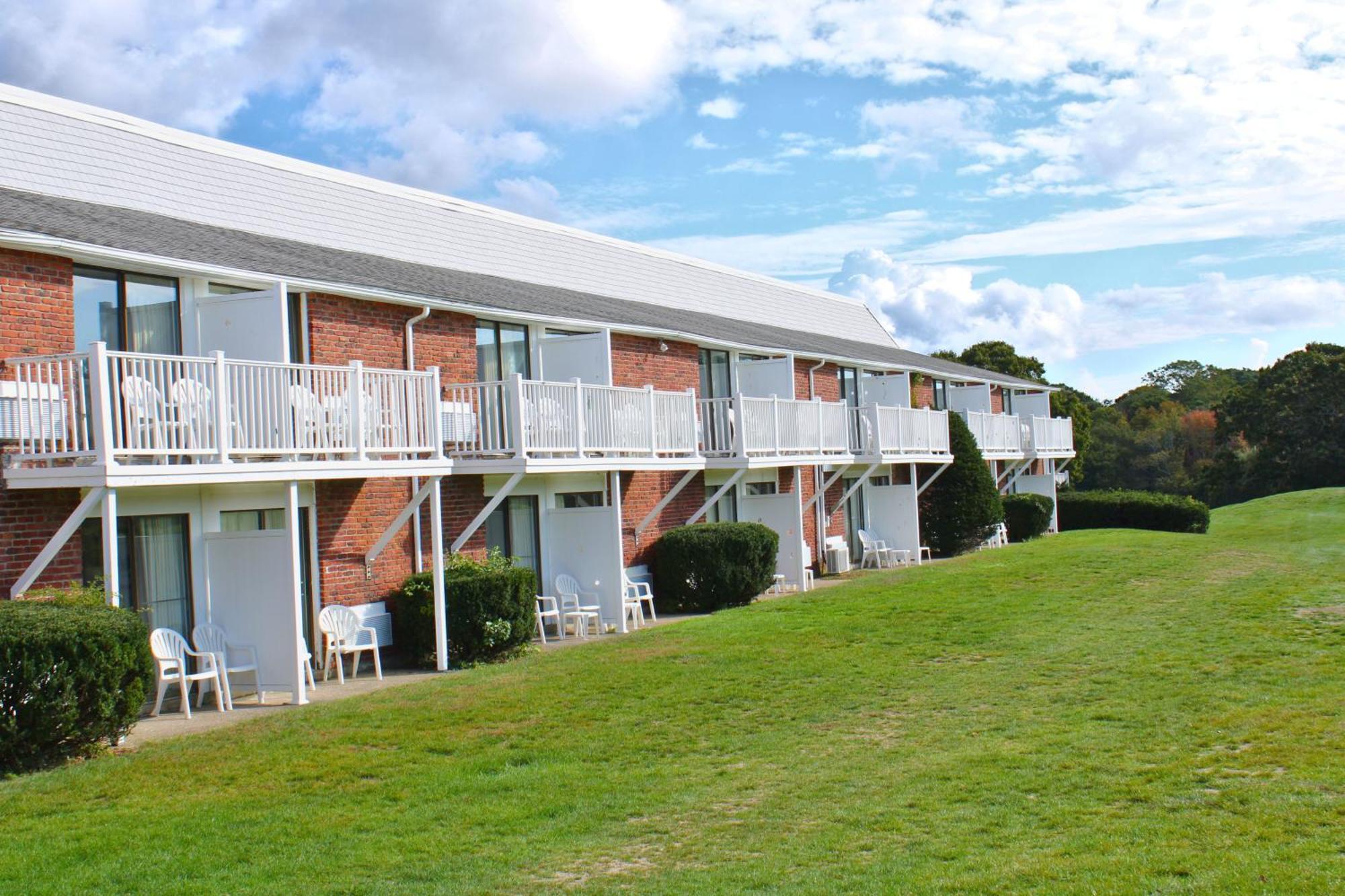 Cape Cod Irish Village - The Emerald Resort 巴恩斯特布尔 外观 照片