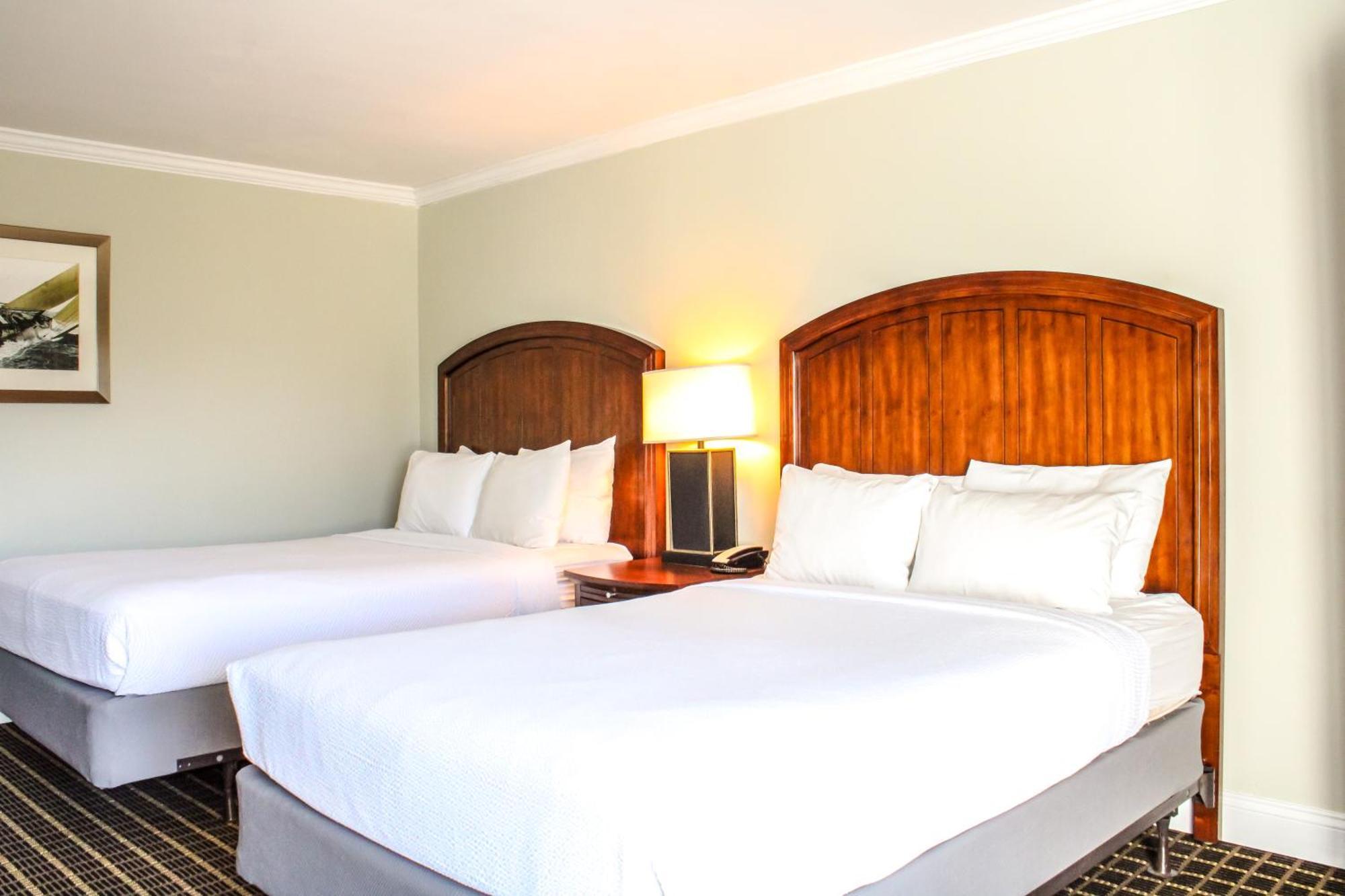 Cape Cod Irish Village - The Emerald Resort 巴恩斯特布尔 外观 照片